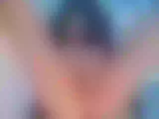 Live sex webcam photo for EmilySunder #276323753