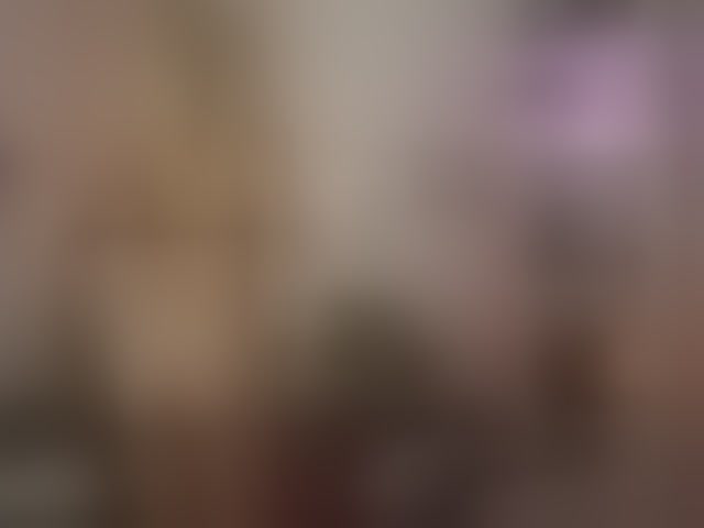 Live sex webcam photo for EmilySwan #294174628