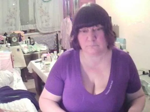 Live sex webcam photo for EmilySweetie #271946679