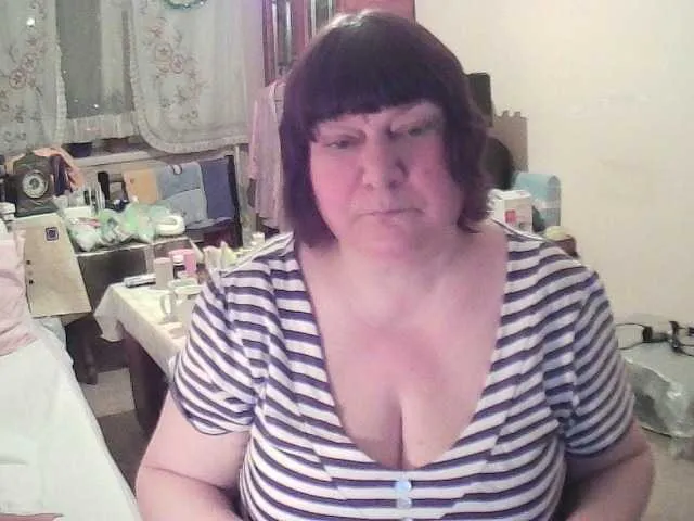 Live sex webcam photo for EmilySweetie #271957064