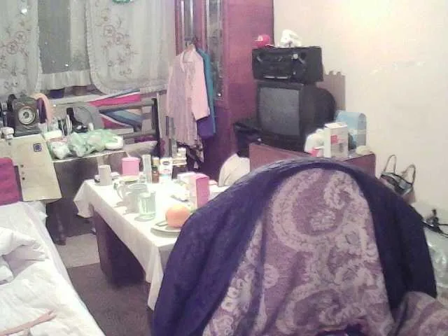 Live sex webcam photo for EmilySweetie #272071456