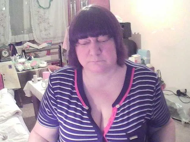 Live sex webcam photo for EmilySweetie #272136256