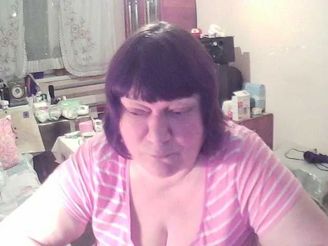 Live sex webcam photo for EmilySweetie #272284049