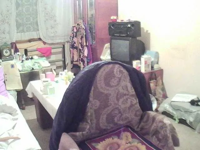 Live sex webcam photo for EmilySweetie #272783173