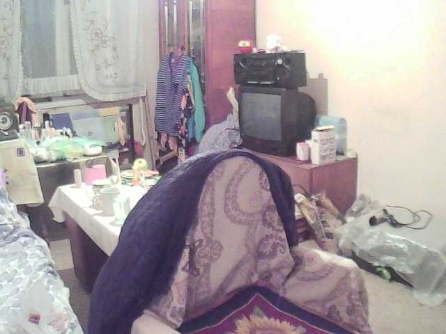 Live sex webcam photo for EmilySweetie #273475178