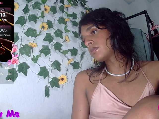 Live sex webcam photo for Emilyadamss #290295038