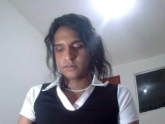 Live sex webcam photo for Emilyadamss #290371389