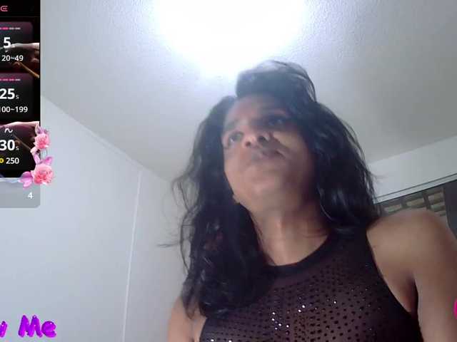 Live sex webcam photo for Emilyadamss #290394671