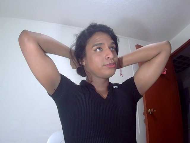 Live sex webcam photo for Emilyadamss #290442424