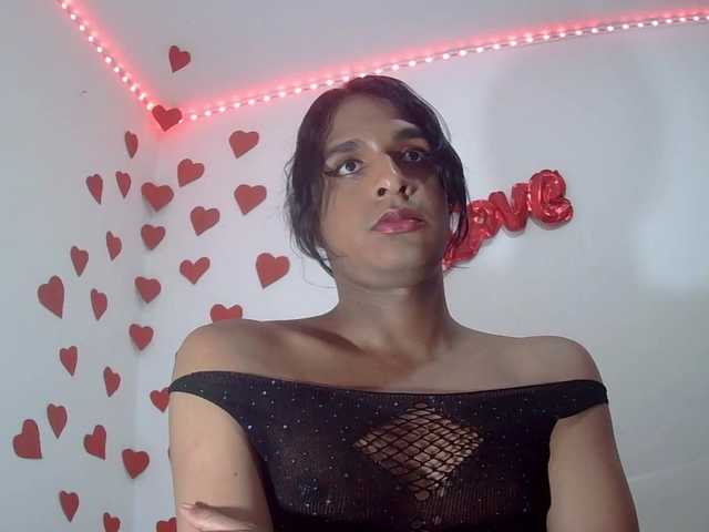 Live sex webcam photo for Emilyadamss #290461890