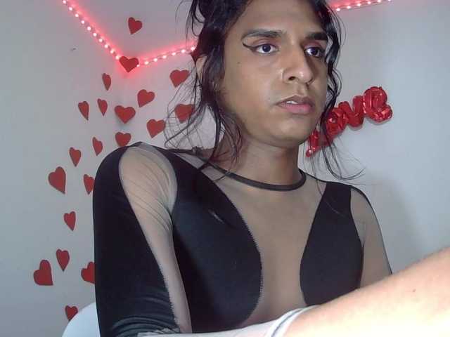 Live sex webcam photo for Emilyadamss #290468976