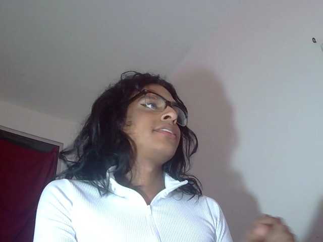 Live sex webcam photo for Emilyadamss #290516240