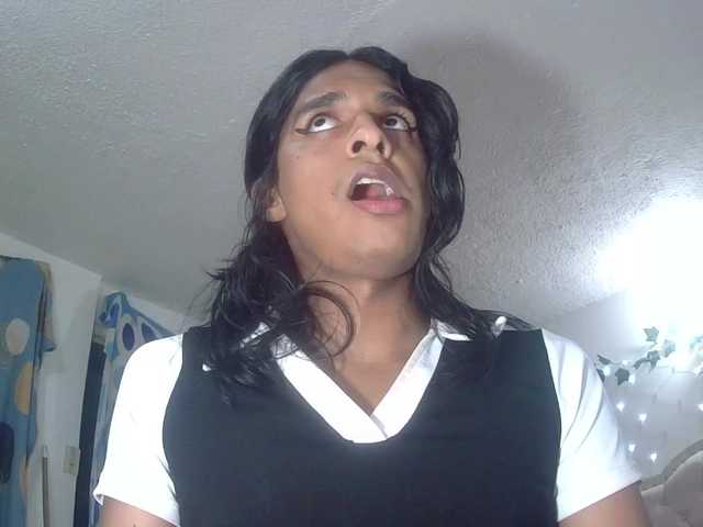 Live sex webcam photo for Emilyadamss #290638620