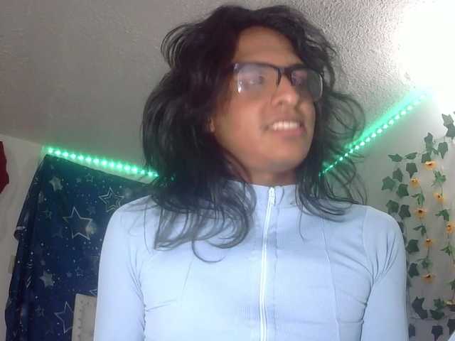 Live sex webcam photo for Emilyadamss #290740972