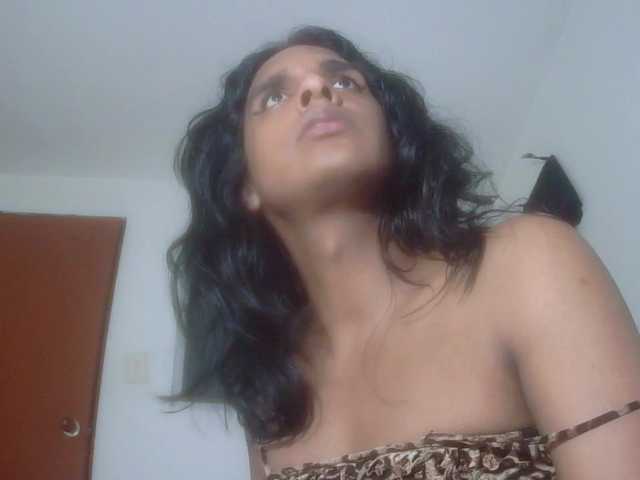 Live sex webcam photo for Emilyadamss #290905594