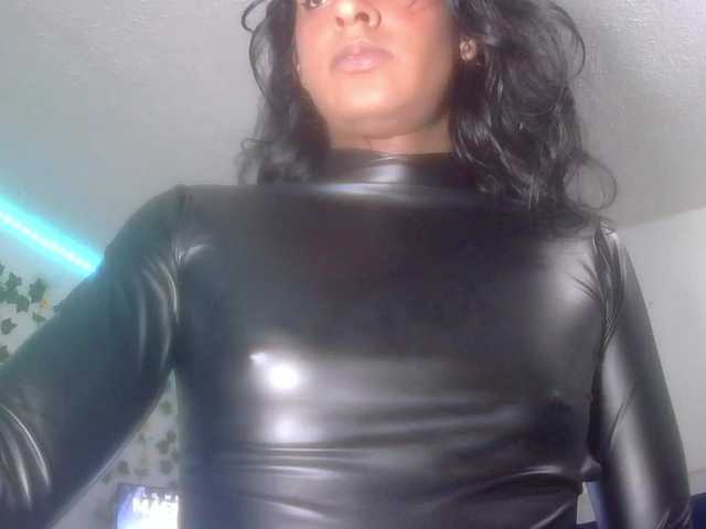 Live sex webcam photo for Emilyadamss #290961517