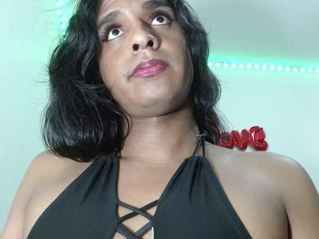 Live sex webcam photo for Emilyadamss #291201880