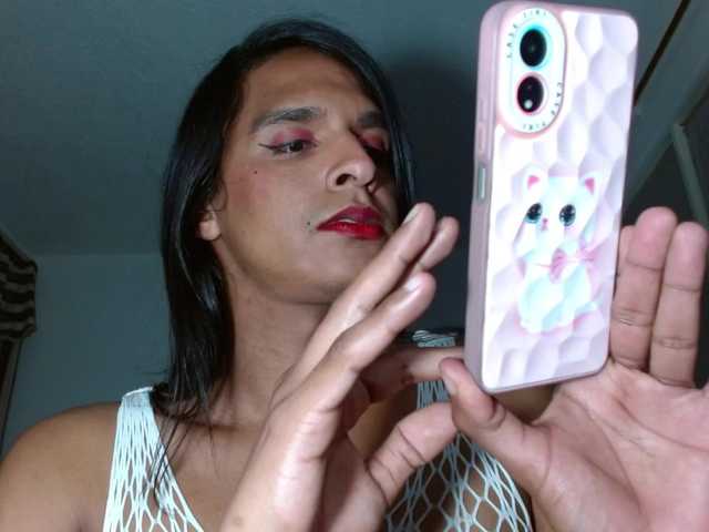 Live sex webcam photo for Emilyadamss #291544965