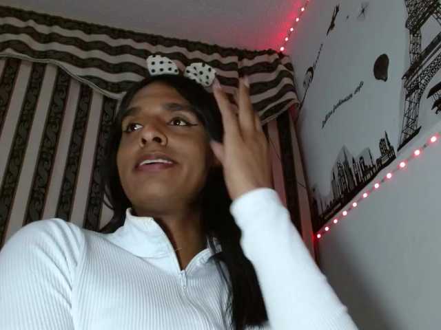 Live sex webcam photo for Emilyadamss #291736123