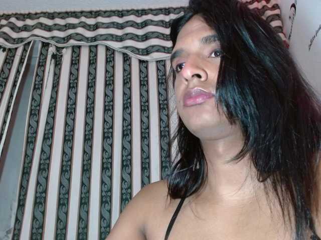 Live sex webcam photo for Emilyadamss #291743962