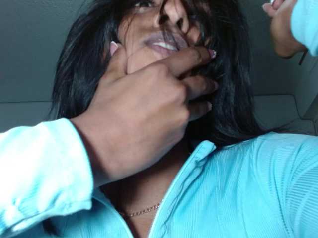 Live sex webcam photo for Emilyadamss #291882063