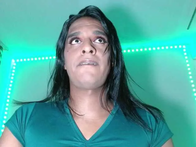 Live sex webcam photo for Emilyadamss #291943686