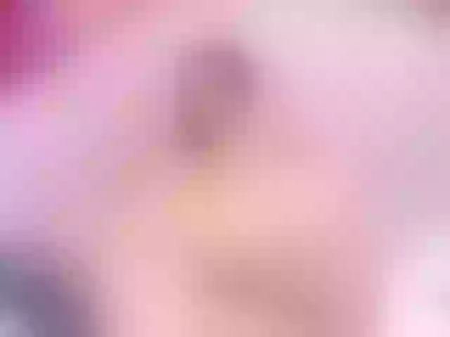 Live sex webcam photo for Emilybensn #276051646