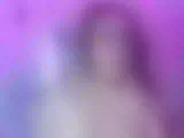 Live sex webcam photo for Emilyheav #277331479