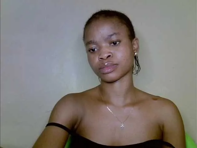 Live sex webcam photo for Emilylove1 #291163920