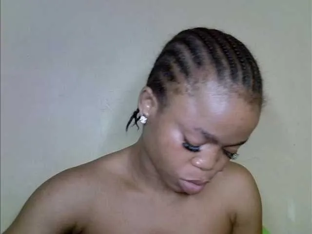 Live sex webcam photo for Emilylove1 #291455873