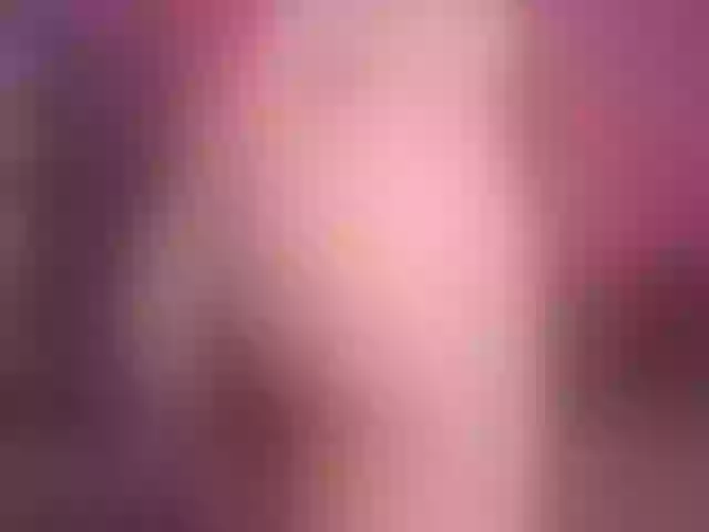 Live sex webcam photo for Emilylovees #290422355