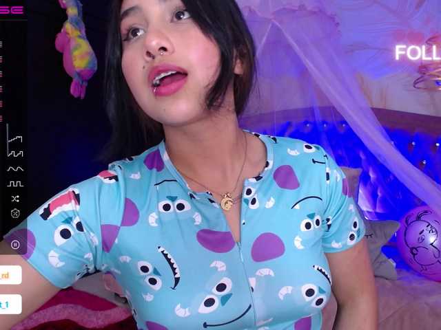 Live sex webcam photo for Emilysweet-rd #275710177