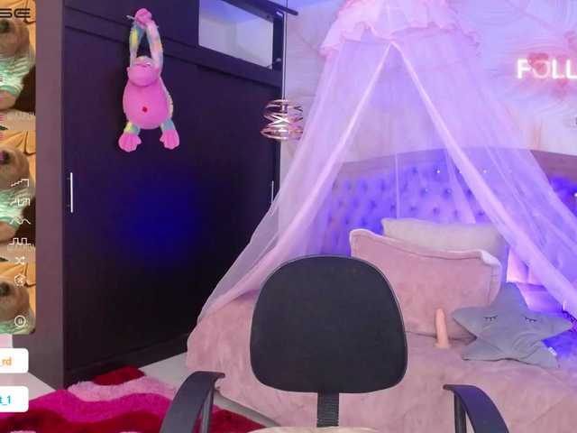 Live sex webcam photo for Emilysweet-rd #275737013