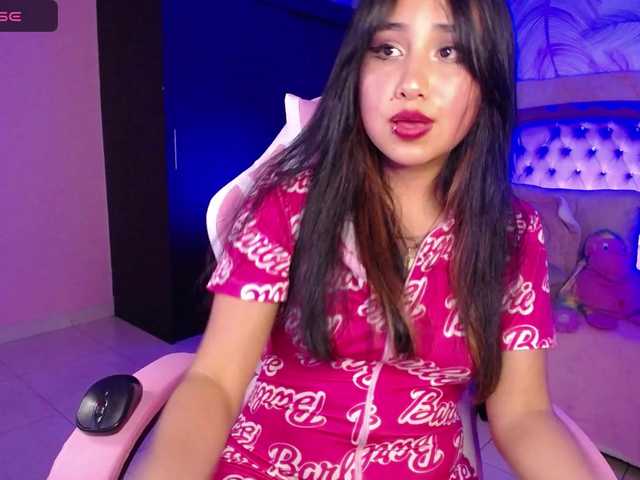 Live sex webcam photo for Emilysweet-rd #276364429