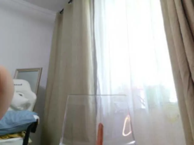 Live sex webcam photo for EmilyxJames #291369965