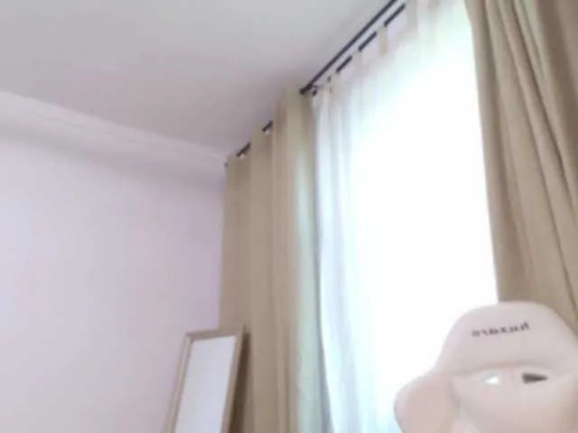 Live sex webcam photo for EmilyxJames #291397963