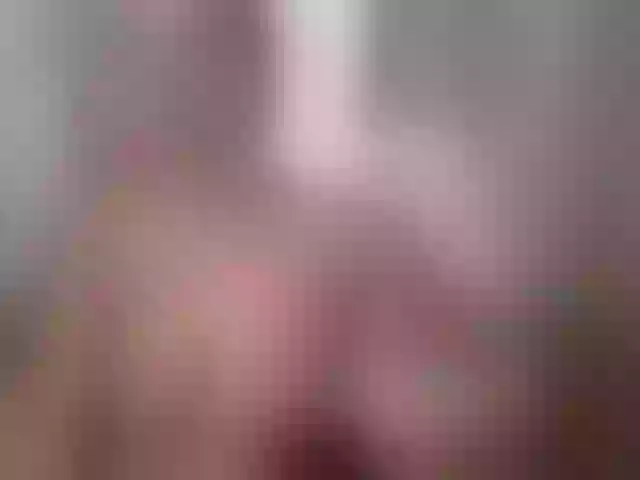 Live sex webcam photo for EmilyxJames #291575399