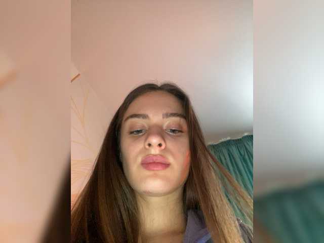 Live sex webcam photo for EmmSee #276454502