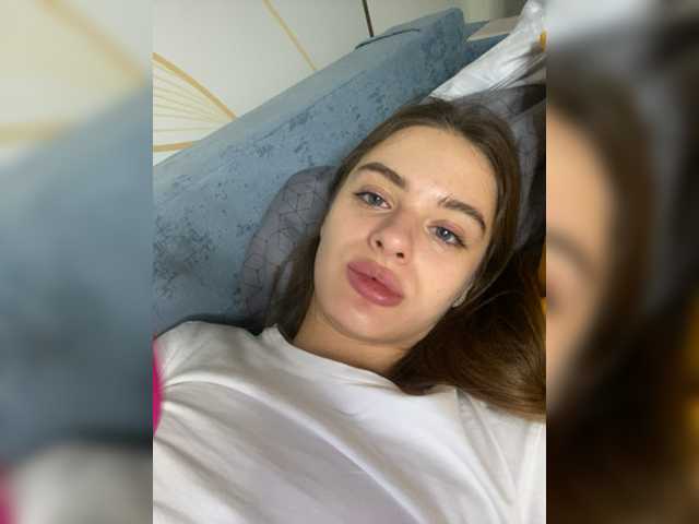 Live sex webcam photo for EmmSee #276590647