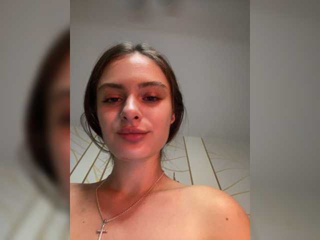 Live sex webcam photo for EmmSee #276616060