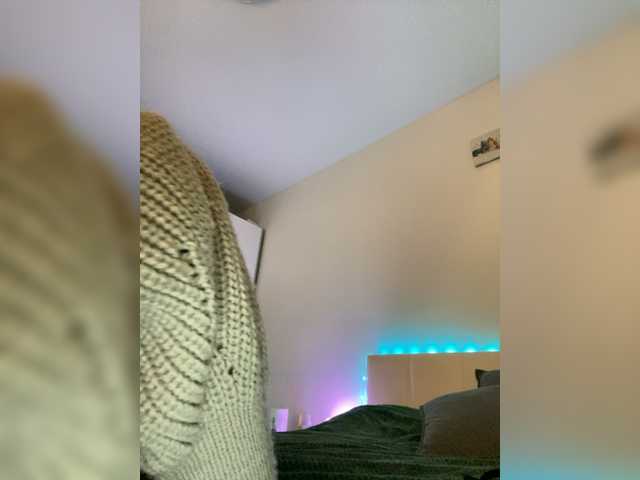 Live sex webcam photo for EmmSee #277231809