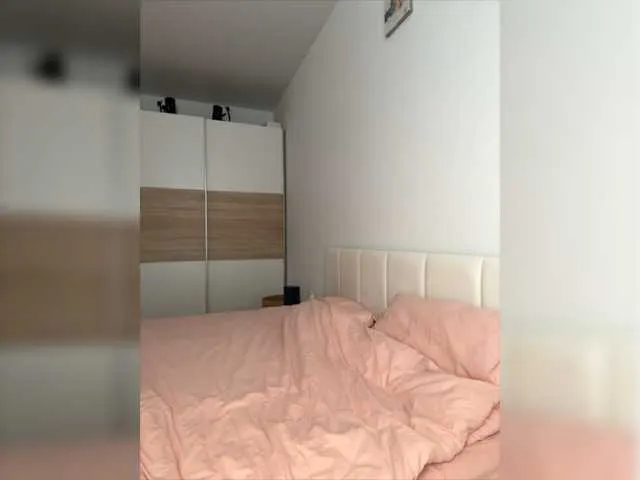 Live sex webcam photo for EmmSee #277751322