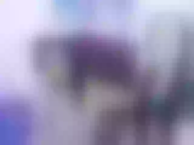 Live sex webcam photo for Emma-Allison #275734053