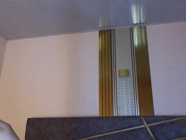 Live sex webcam photo for Emma-Blonde #291014515