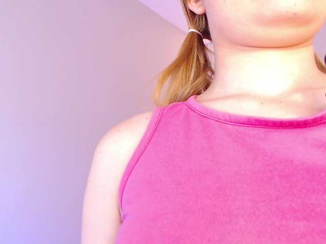 Live sex webcam photo for Emma-Blonde #291245553