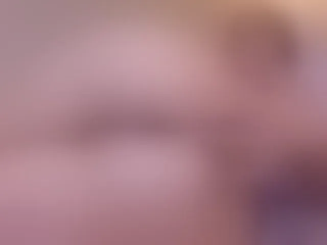 Live sex webcam photo for Emma-Blonde #293903163