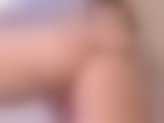 Live sex webcam photo for Emma-Blonde #294119171