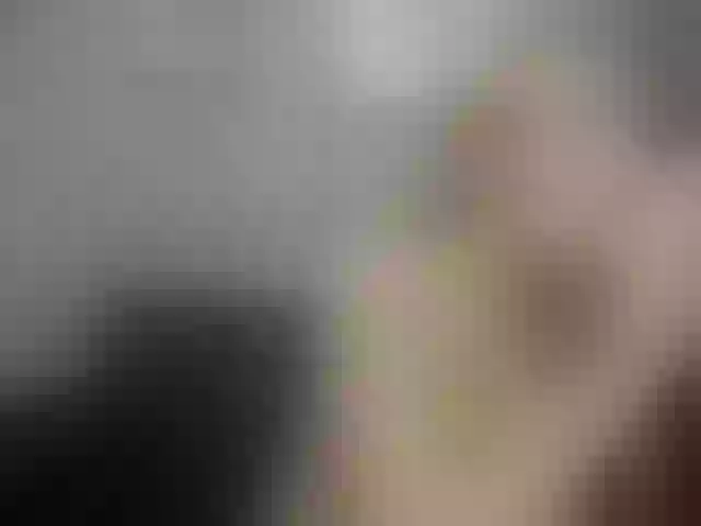 Live sex webcam photo for Emma-Cute #276370701