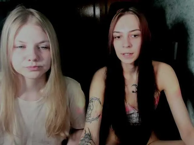 Live sex webcam photo for Emma-Frizea #291143997