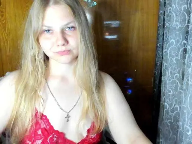 Live sex webcam photo for Emma-Frizea #291556488